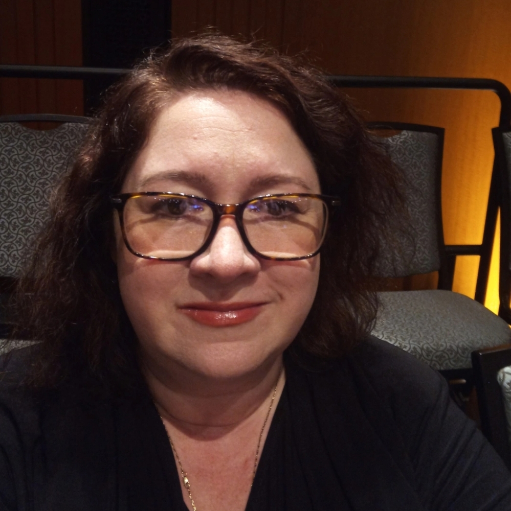 Meet your Posher, Christina